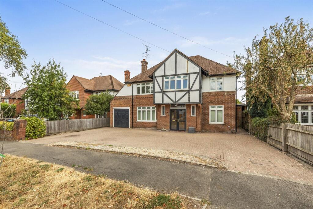 Main image of property: KING EDWARD AVENUE, AYLESBURY (NO CHAIN)