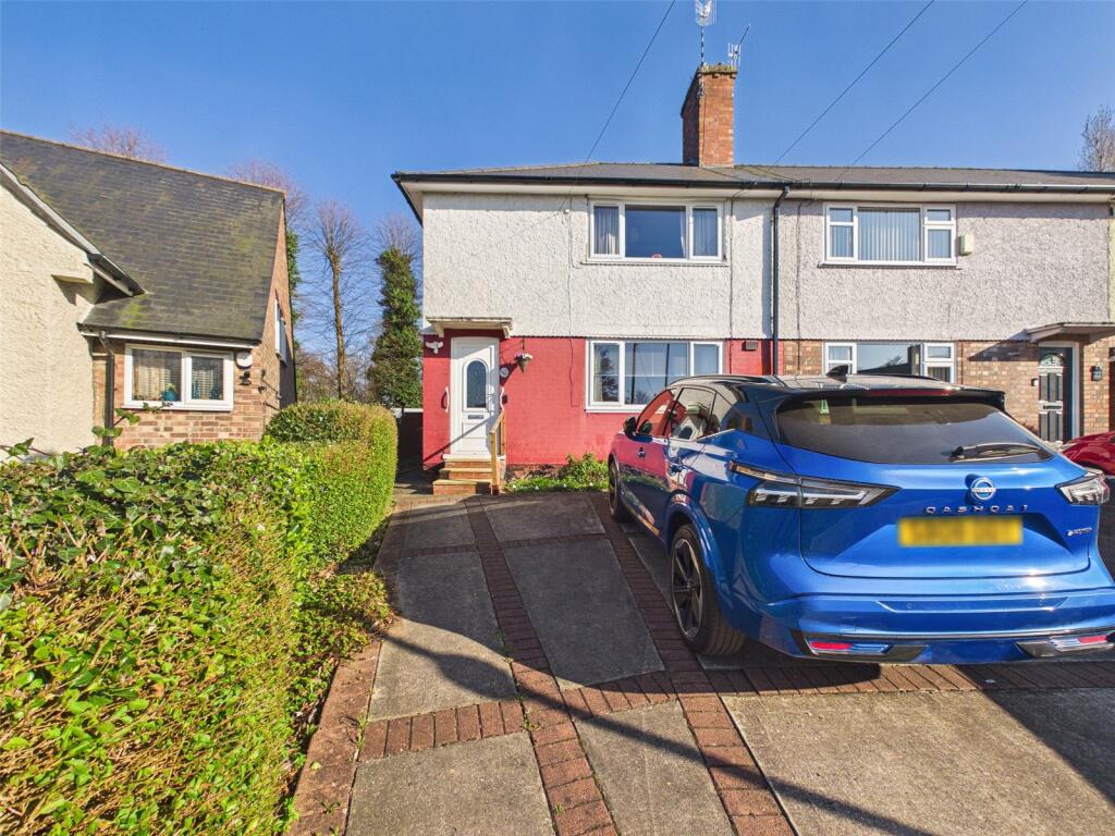 Main image of property: Danethorpe Vale, Nottingham, Nottinghamshire, NG5