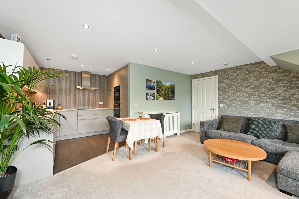 Apartment in Edinburgh, The Grange - View 4