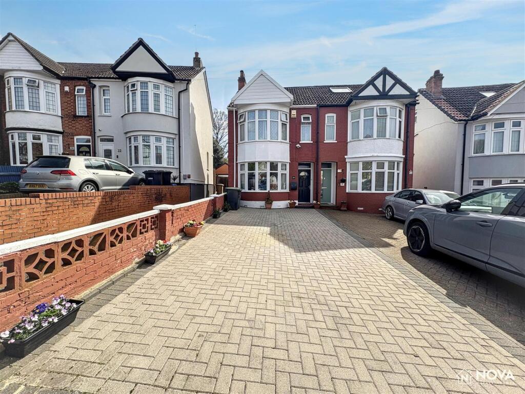 Main image of property: Wardown Crescent, Luton