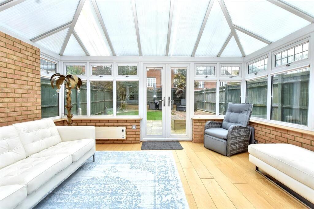 House in Brighton - More