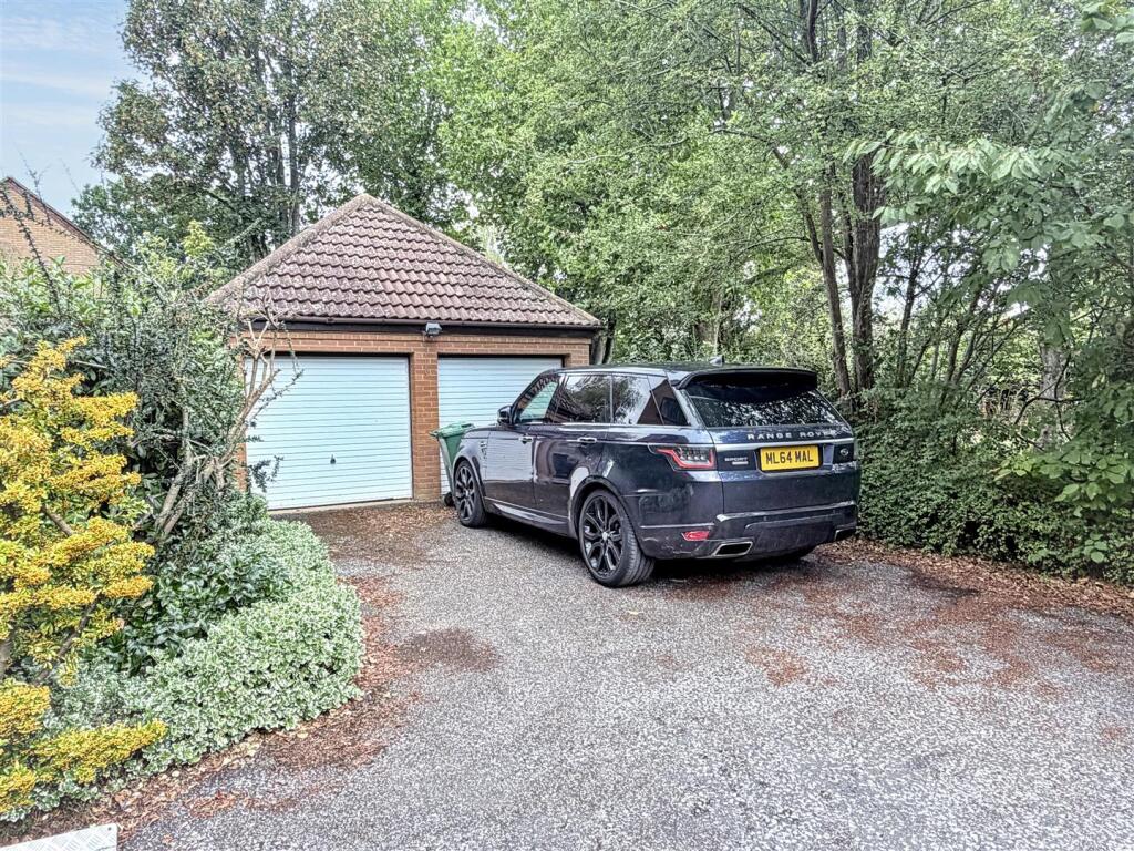 House in Milton Keynes - View 5
