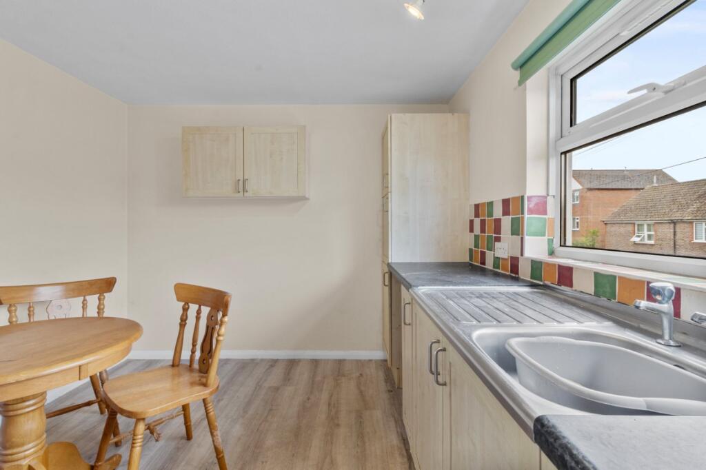 Vernon Road, Uckfield, East Sussex, TN22 photo 4