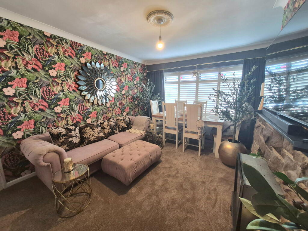 House in West Lancashire, Skelmersdale - View 4
