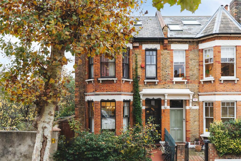 Main image of property: Mildenhall Road, Clapton