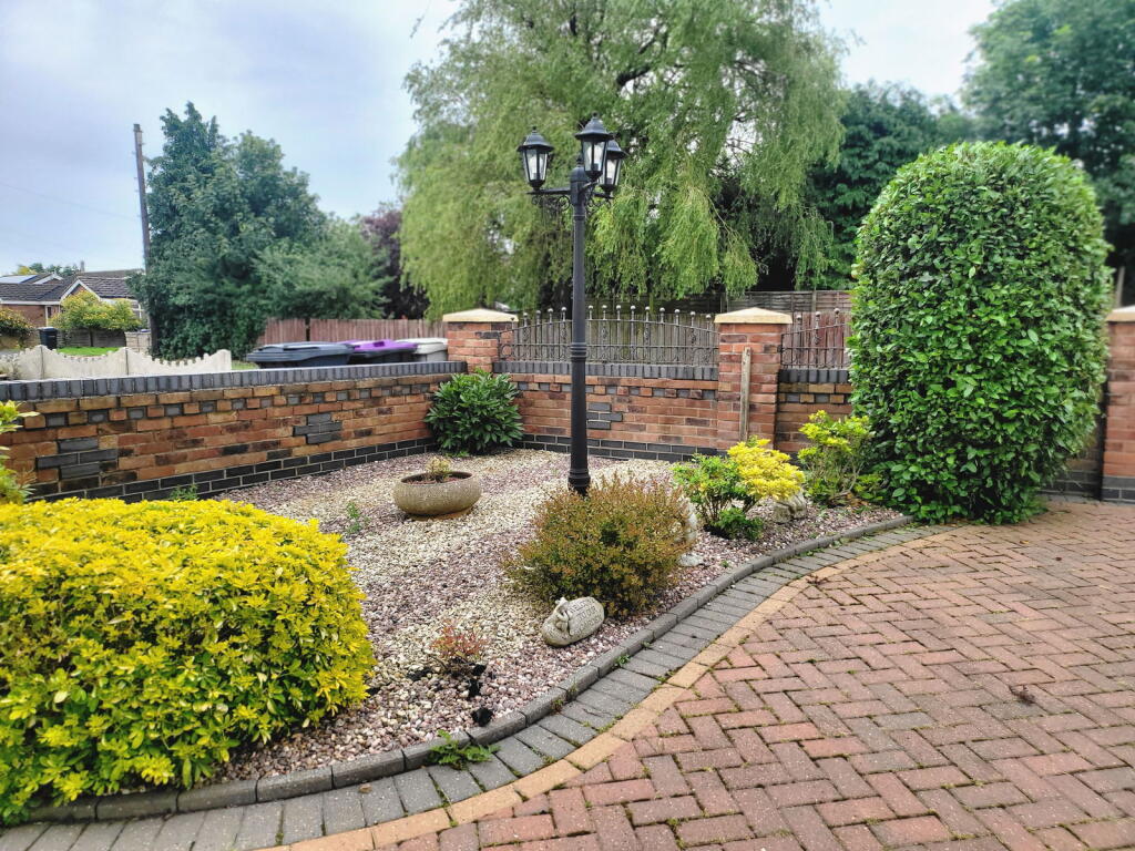 19, Wilton Avenue photo 3
