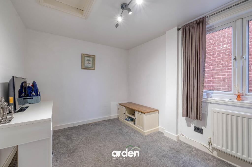 House in Redditch, Winyates Green - View 5