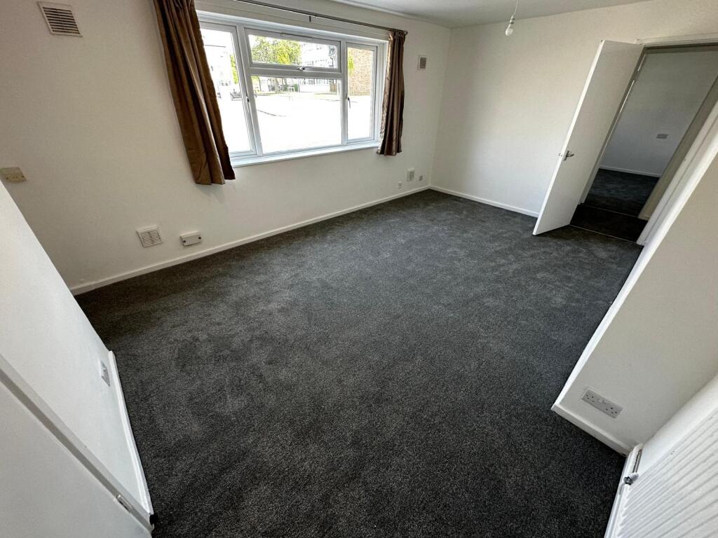 Apartment in Salisbury - View 3