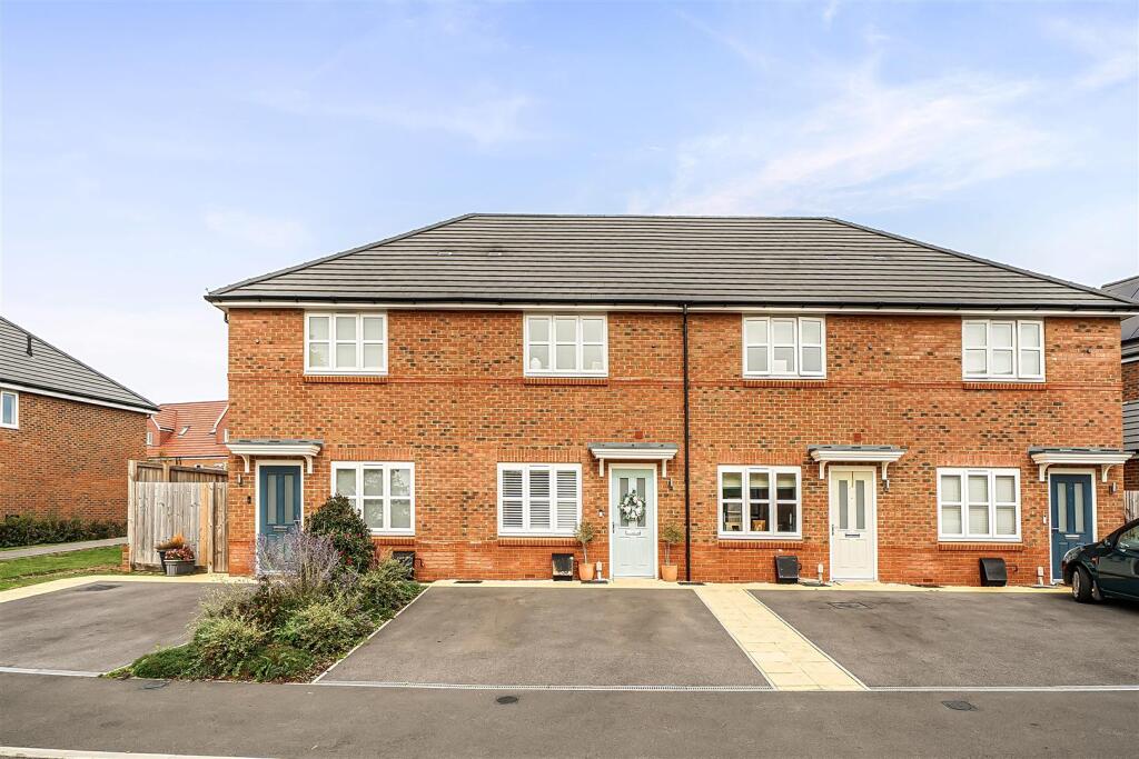 Main image of property: Merchant Crescent, Faringdon