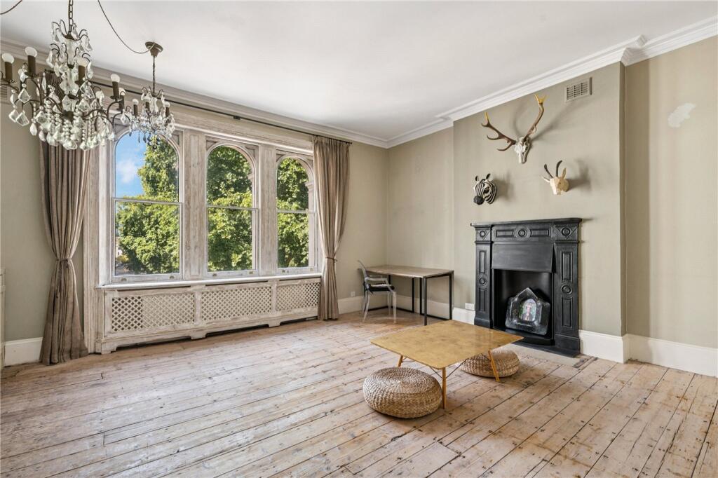 Apartment in London - View 3