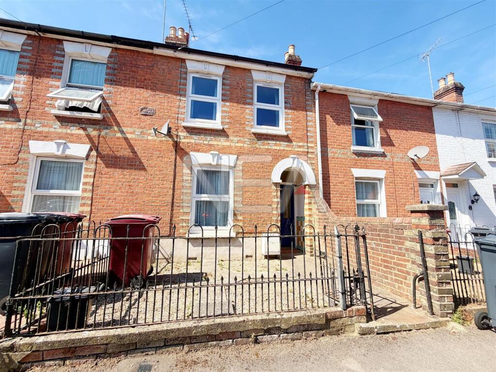 Main image of property: Donnington Gardens, Reading