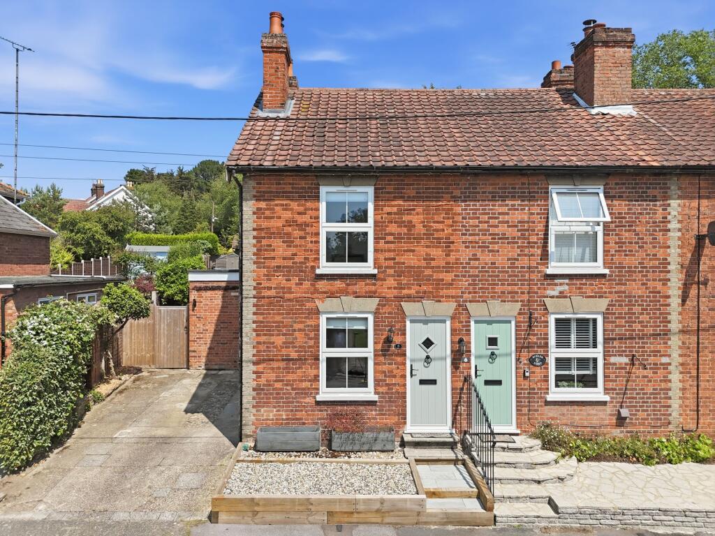 Main image of property: California, Woodbridge, IP12