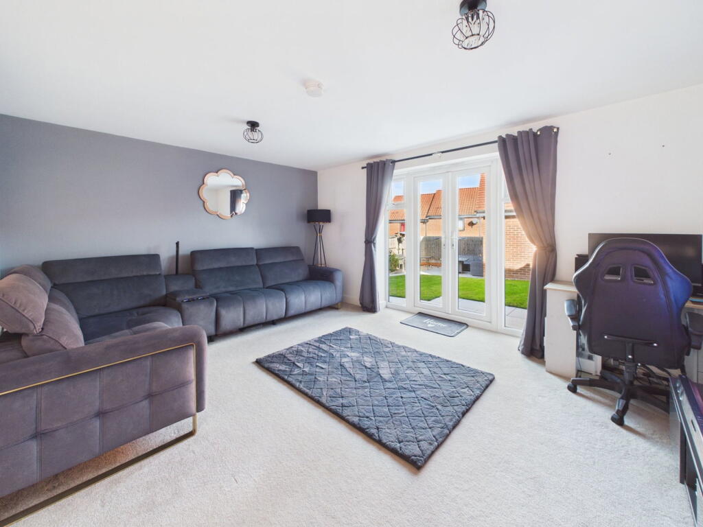 House in East Suffolk, Framlingham - View 3