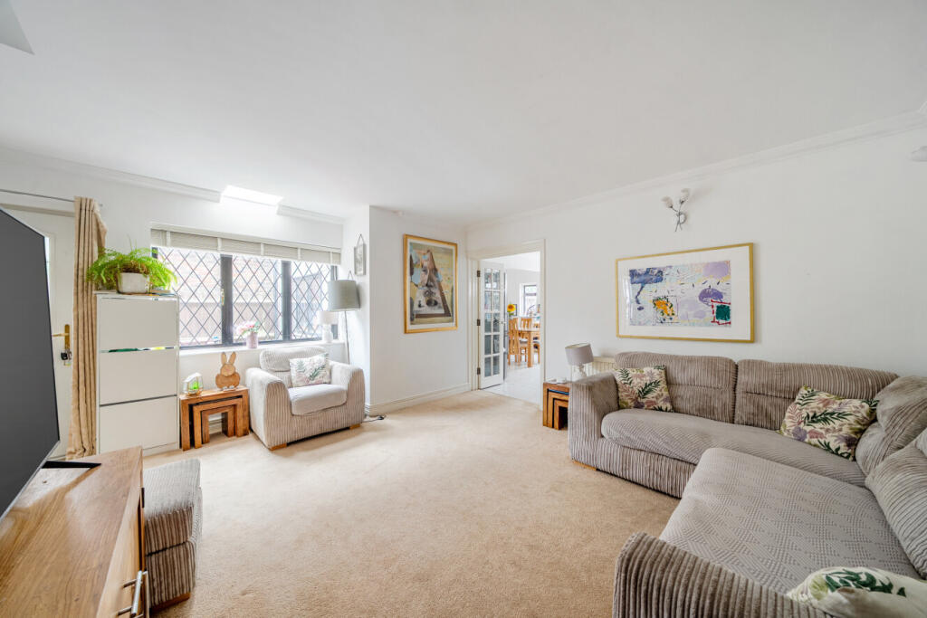House in London - View 3