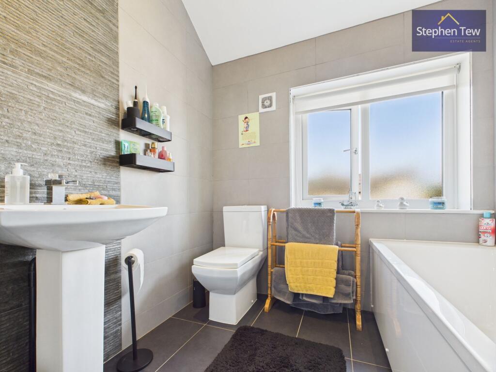 Lorne Street, Lytham St. Annes, FY8 photo 4