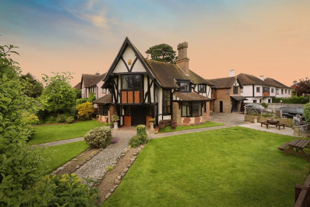 Main image of property: Parkway, Bognor Regis