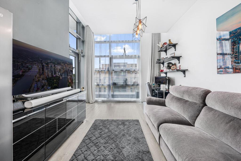 Apartment in Harlow, Essex - View 5