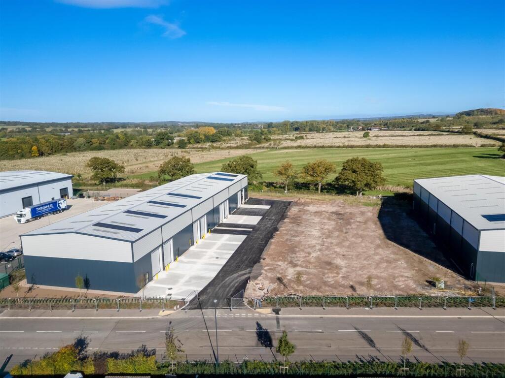 Additional image 17 of Oak Tree Court, Arden Forest Way, Alcester B49 6GT