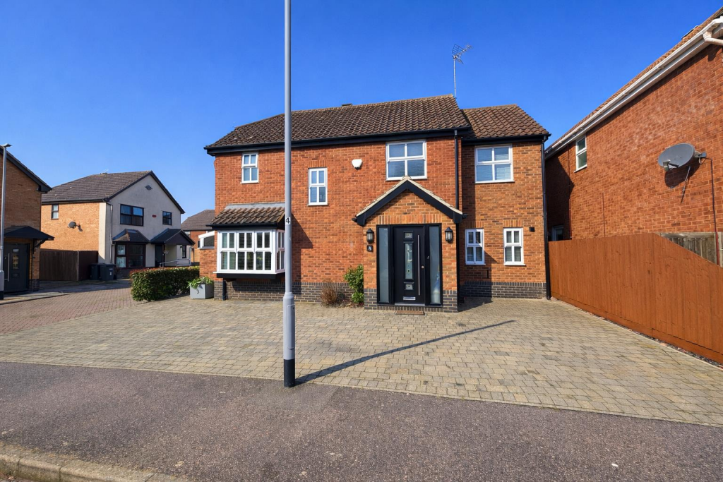 Main image of property: Broadacres, Luton, LU2 7YF