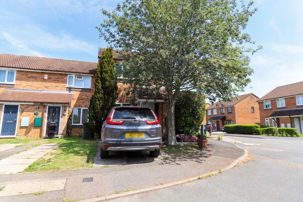 Main image of property: Ivy Lea, Rickmansworth, WD3