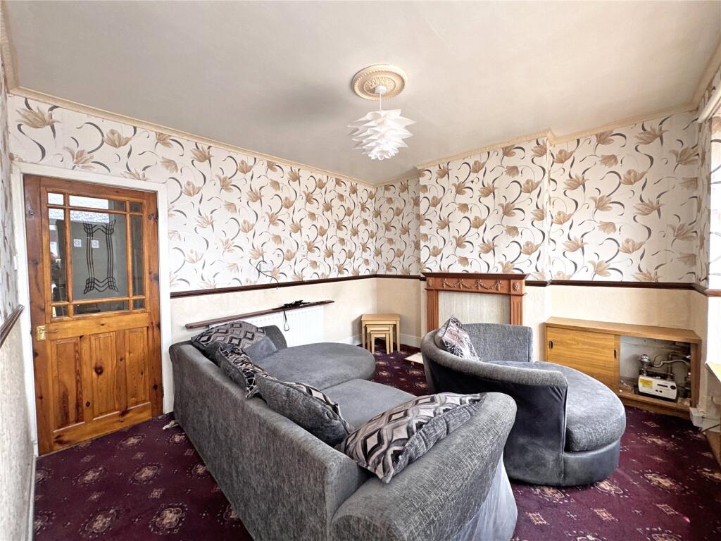 Low Street, Cheslyn Hay, Walsall, WS6 photo 2