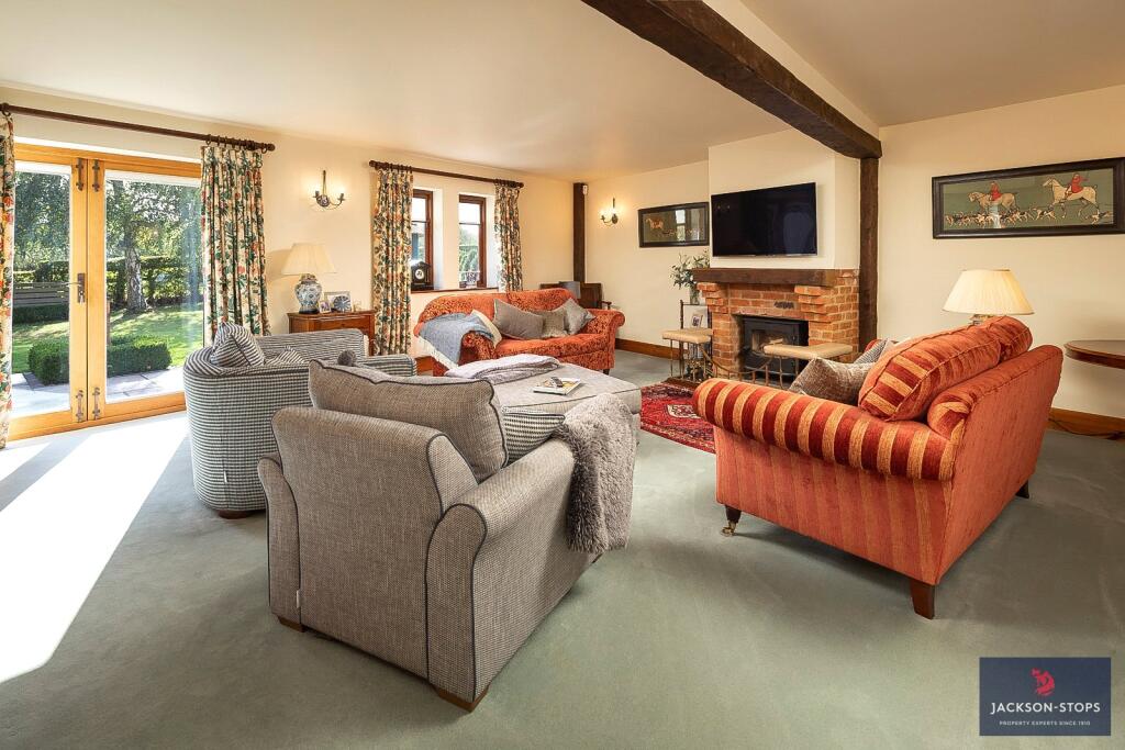 Crafton, Buckinghamshire, LU7 photo 4