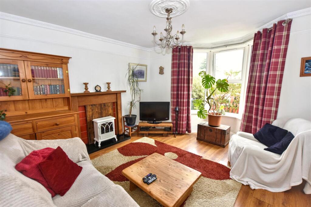House in Redruth, Cornwall - View 3