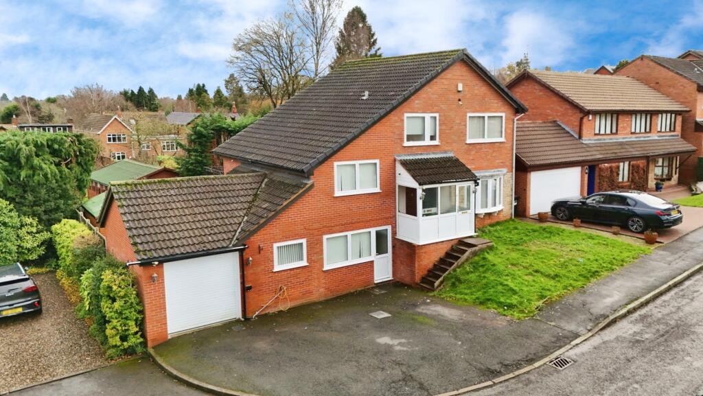 Main image of property: Huntsmans Close, Bridgnorth, Shropshire, WV16 5BE