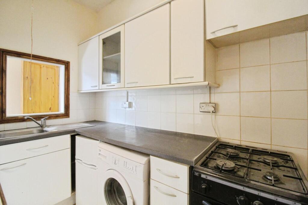 House in Leeds - View 4