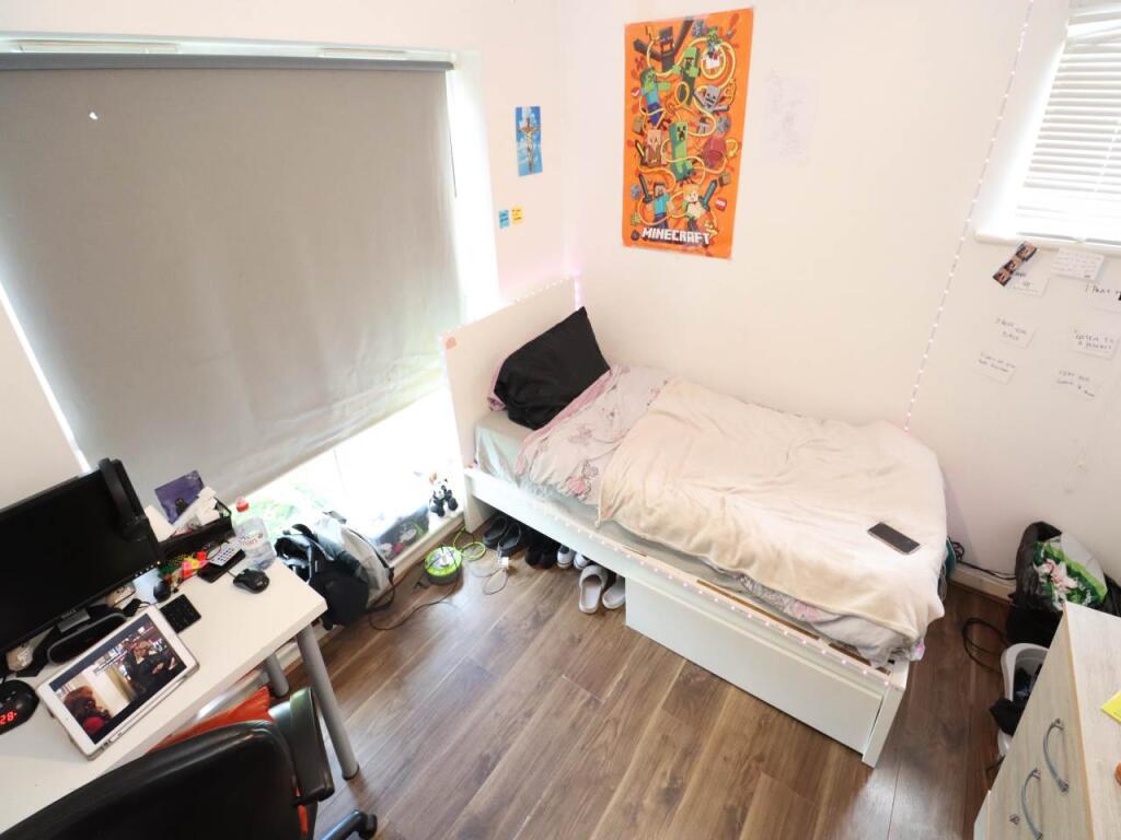 Additional image 6 of Aviation Avenue, Hatfield, Hertfordshire