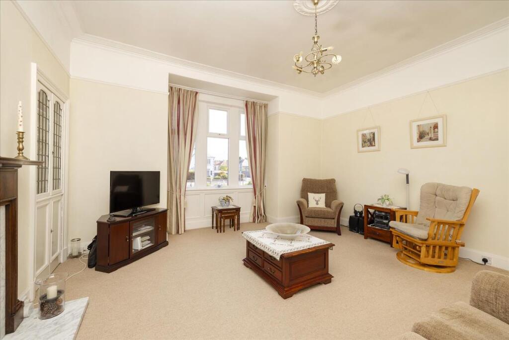 26 Liberton Gardens, Edinburgh, EH16 photo 4