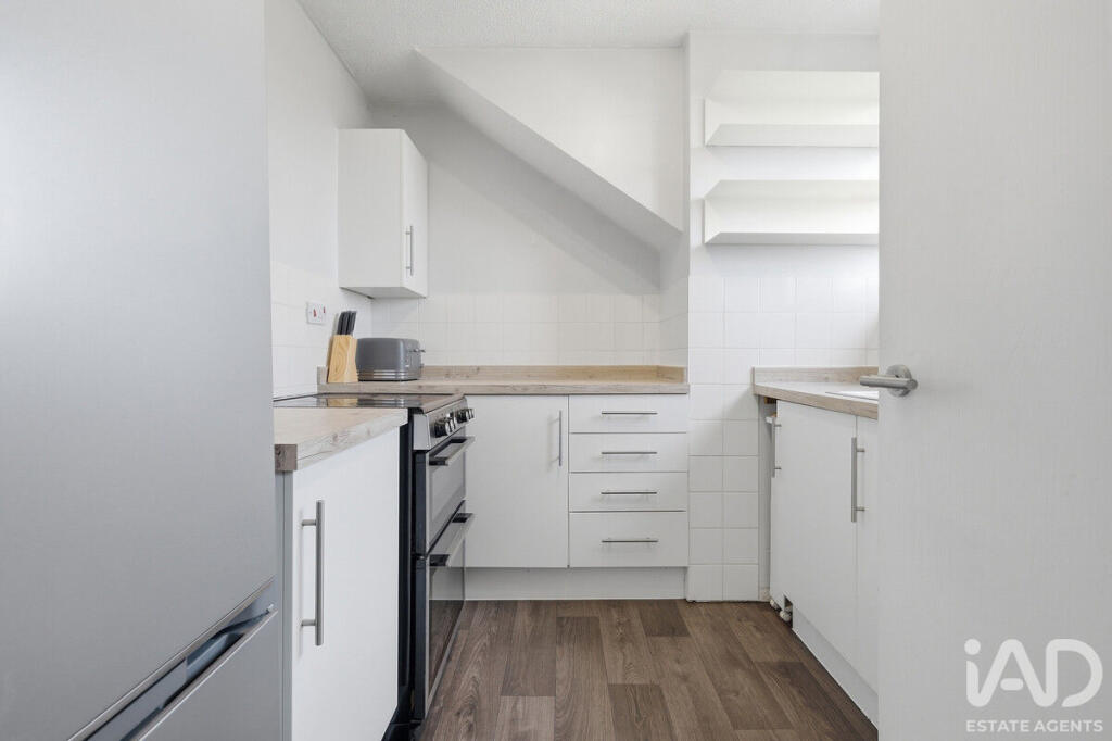 Apartment in Rochford, Hawkwell - View 4