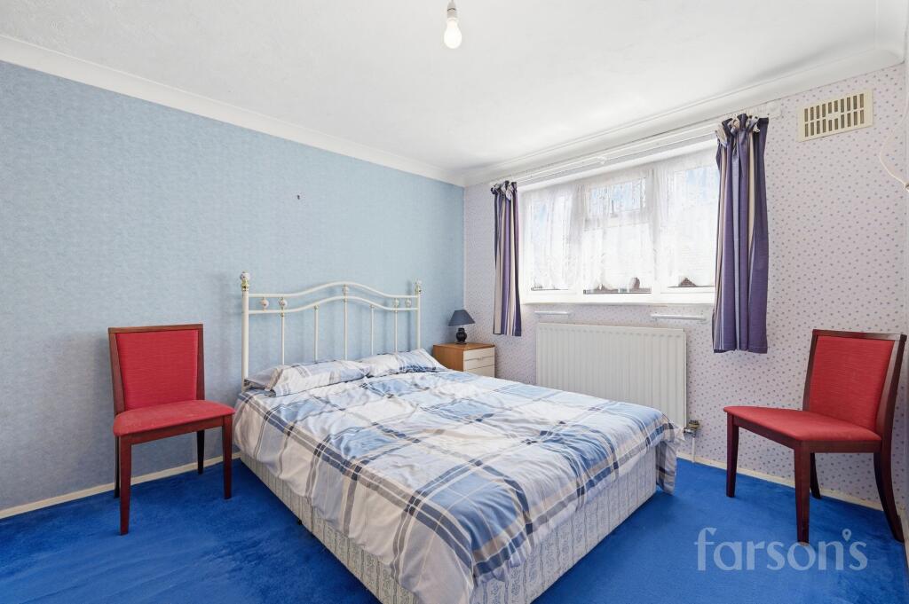 Bournebridge Close, Hutton, CM13 - View 3
