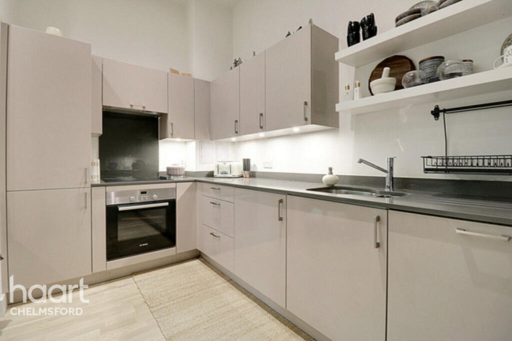 Apartment in Chelmsford, Moulsham - More
