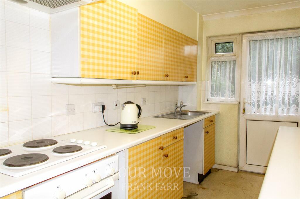 Wexham Road, Slough, Berkshire, SL2 photo 4