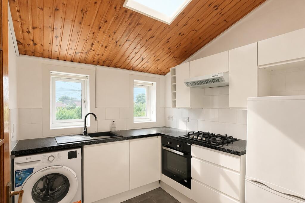 Apartment in Kirkcaldy - More