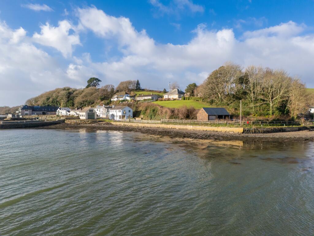 Main image of property: Curlew House, Antonys Passage, Saltash