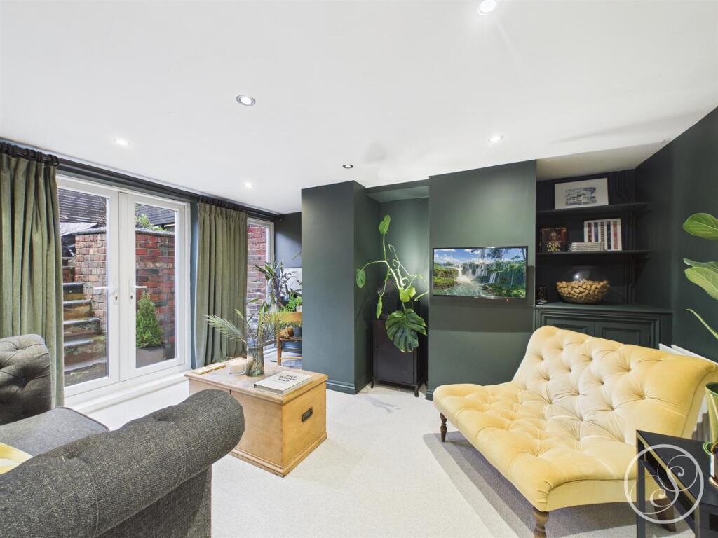 3 bedroom terraced house for sale in Methley Terrace, Leeds, LS7 - More