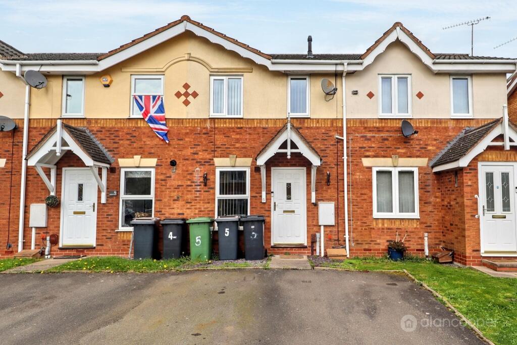 Main image of property: Melfort Close, Nuneaton, CV10 9TA