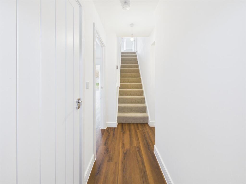 House in Nottingham - View 5