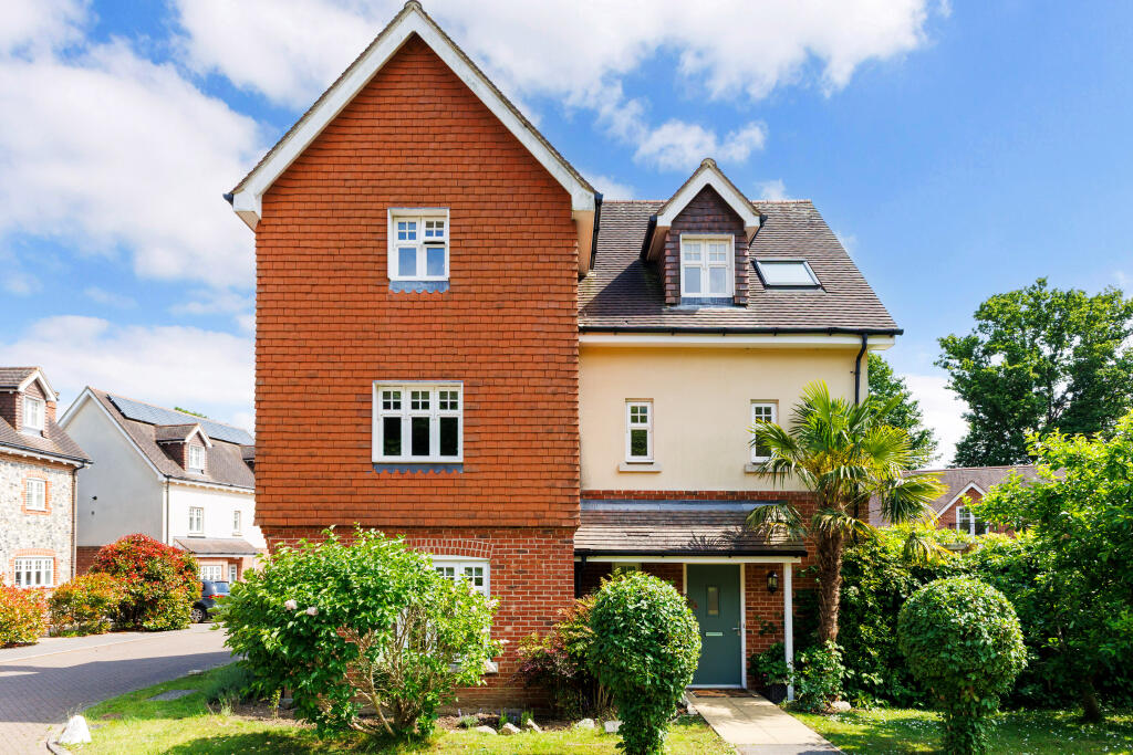 Main image of property: St. Pauls On The Green, Haywards Heath, RH16