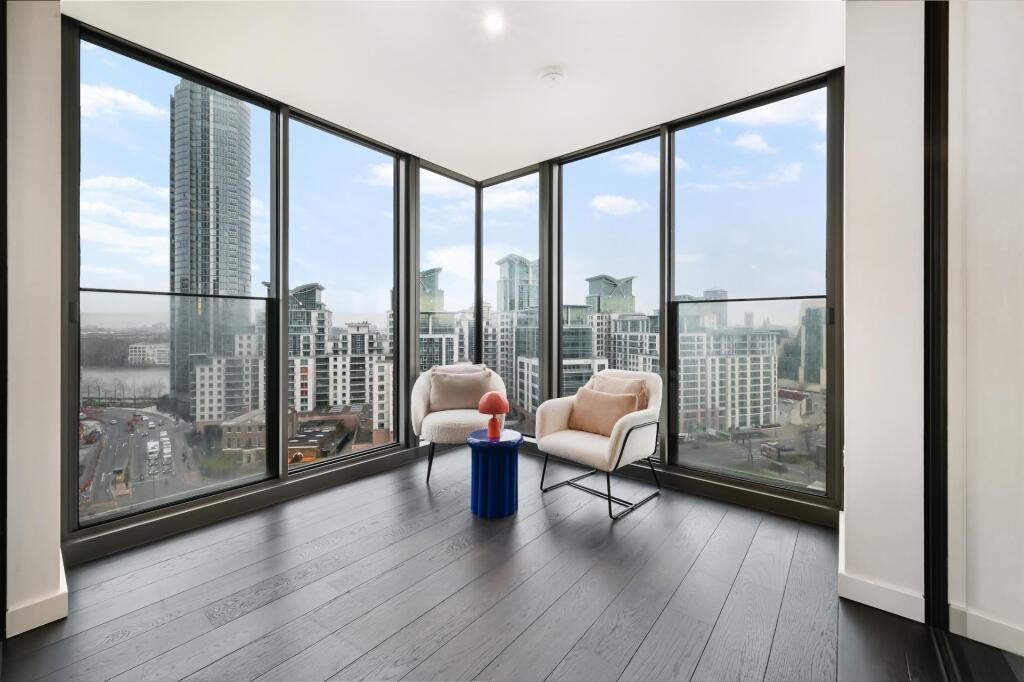 Apartment in London, Vauxhall - View 2