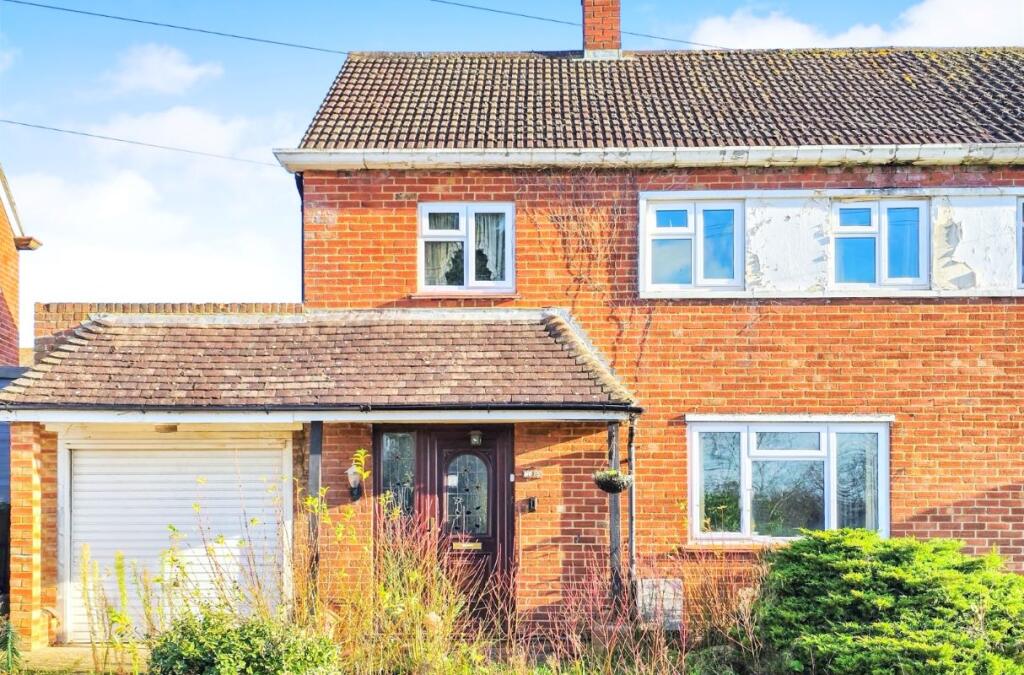 Main image of property: 16 Finches Rise, Guildford, GU1 2UN