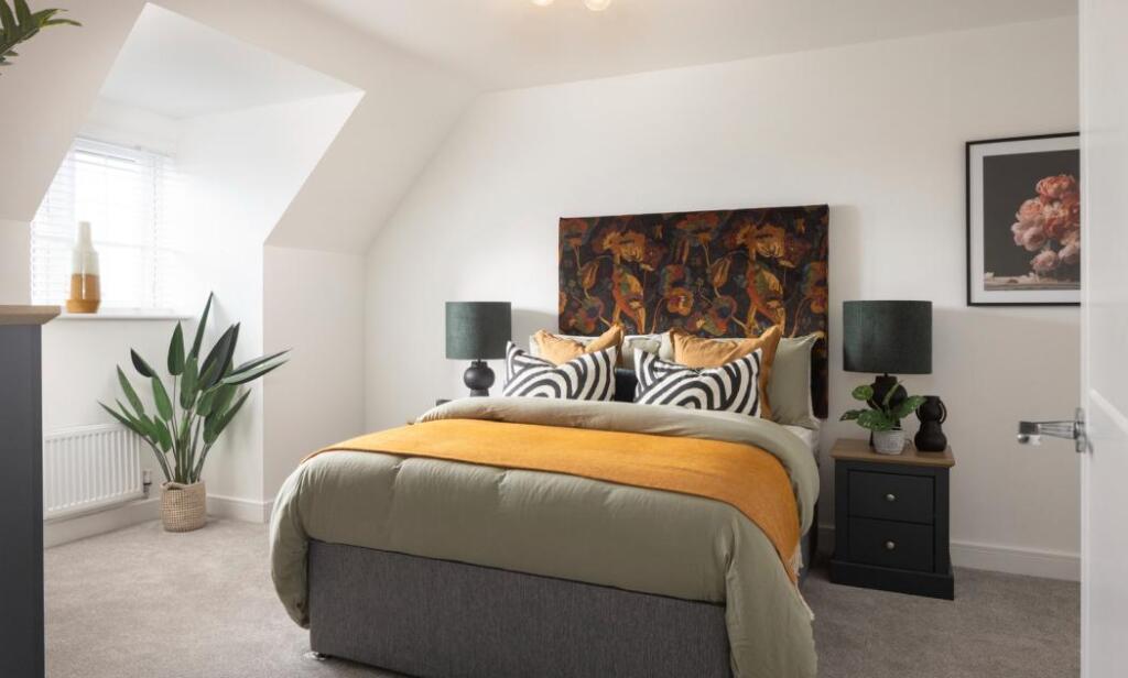 House in Tonbridge - More