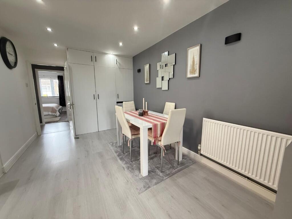 House in Northampton - View 5