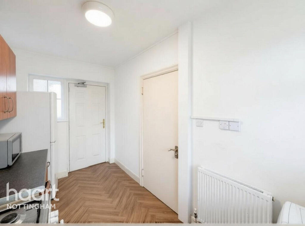Apartment in Nottingham, Old Lenton, Lenton - View 5