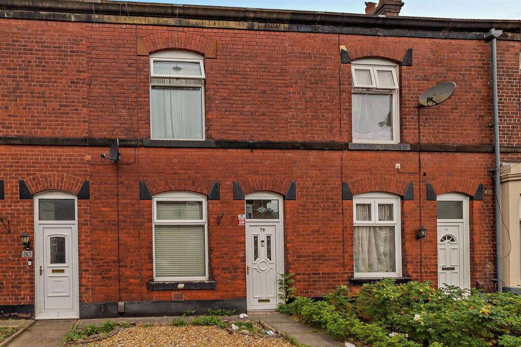 Main image of property: Horne Street, Bury, BL9 9HS