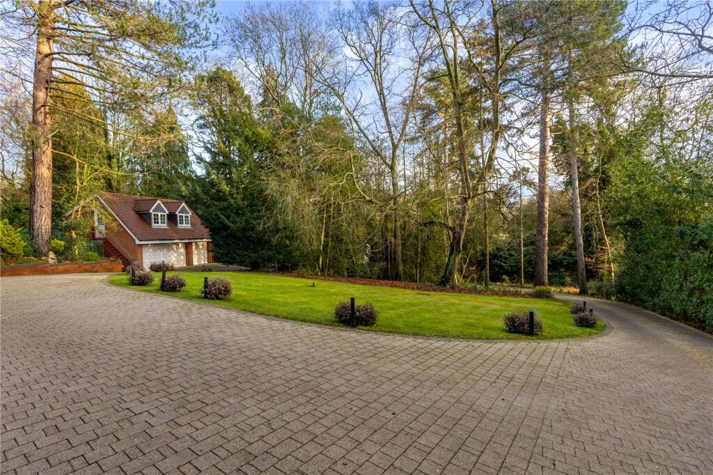 Additional image 26 of Harmer Green Lane, Welwyn, Hertfordshire, AL6