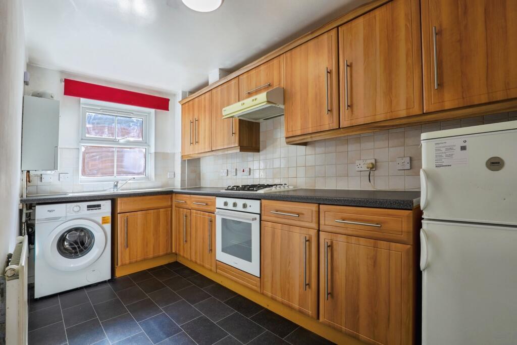 Apartment in Swale, Grove Park, Regent Quay - View 5