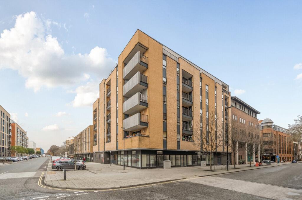 Main image of property: Queensway, Southampton, Hampshire, SO14